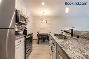 1BDR Condo in the Heart of Olympic Valley! - Image 2