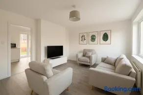 Modern Houghton-le-Spring stay near Durham - Image 1