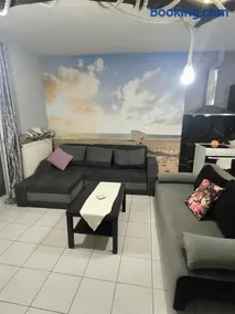 Elli's House - Image 2