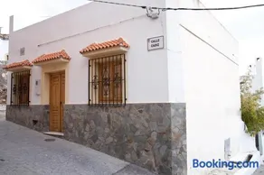 Vivienda Rural El Mirador de Enix - Image 3