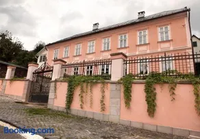 apartmány Antik Pratterov Dom - Image 1