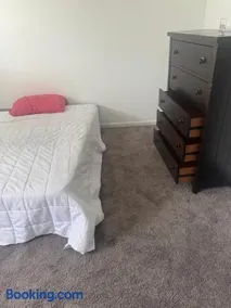 Private Peaceful room - Image 1