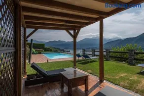 Villa con barbacoa, jacuzzi e internet de alta velocidad | Vistas al lago - Image 4