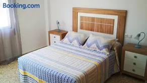 APARTAMENTO VILLA DE ROTA - VISTA MAR, 135m2, Terraza, SAT TV y más - Image 1