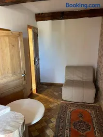 Var Village House - Image 2