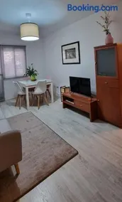 Apartamento La Ínsula (3 habitaciones) - Image 2