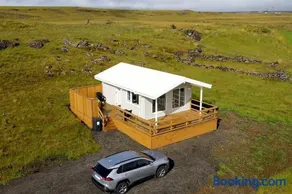 EYVÍK Cottages - Private HOT TUB! - Image 2