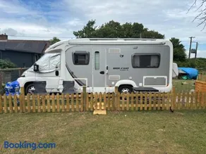 Izzie The Glampervan - Image 3