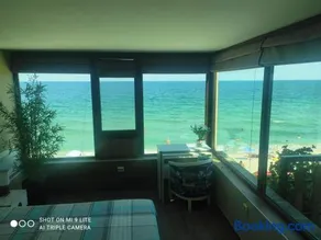 Hemingway rooms in Happy Beach - Image 2