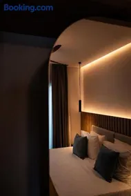 Apollonian Luxury Suites - Image 2