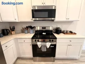 Charming Family Home with Spacious Patio and Amenities - Image 2