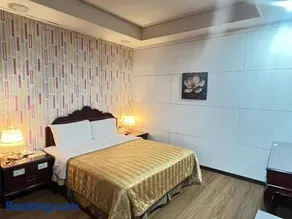 Garden Business Hotel - Image 4