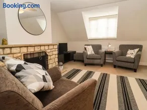 Second Cottage - Image 5
