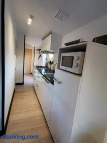 Stacaravan op 5 Sterren Vakantiepark De Kuilart Friesland aan het Meer met Zwembad 5P 116 - Image 2