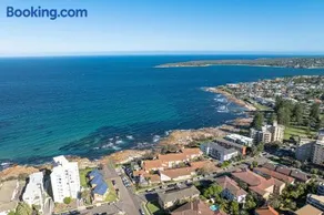 South Cronulla Ocean View Beach House Sleeps 8 - Image 1