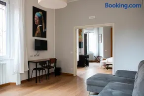 RRRapido Holy Suites and Rooms - Via Sardegna - Image 1