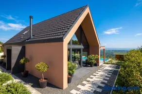Villa mit Terrasse, Garten und Sauna | Bergblick - Image 2