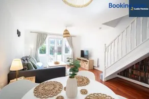 LongTerm Stays - NR HeathrowWindsorCastle - Sleeps 6 - wParking - Image 2