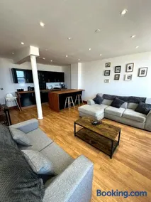 Seaside Apartment, on the doorstep of the Beach! - Image 4
