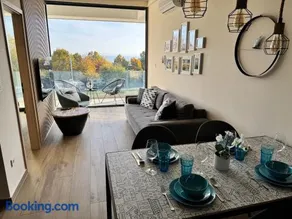 Sailor's Panorama Apartment - Image 2