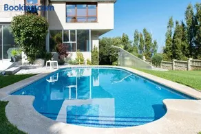 Villa El Castañal con Piscina Privada - Image 2