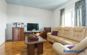 Two-Bedroom Apartment In Dracevac Ninski - Image 3