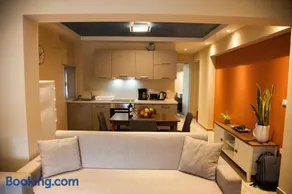 Paporas Apartments - Image 1