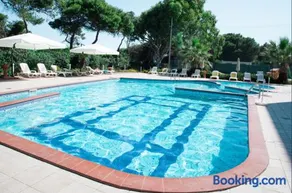 Stella Maris Hotel - Image 1