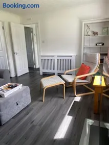 Almondbank Cottage 8 miles from Portree 2 bedrooms sleeps 3 adults - Image 4