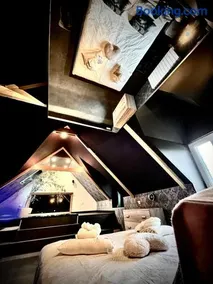 Love Room - Image 2