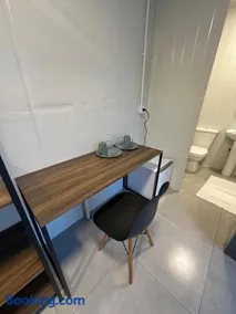 Quarto contêiner no centro da cidade - Image 3