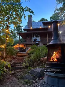 Chalet Montagnard with Private Pool & Spa, Lake & Nature - Image 2