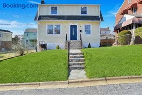 Annapolis Charm 3BR Downtown - Image 3