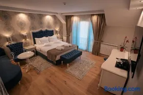 Strindberg Boutique Hotel - Image 2
