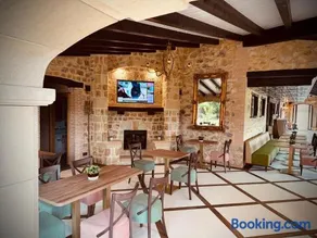 La Quinta Luxury Palace - Image 4
