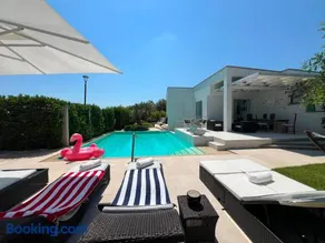 Luxury panoramic villa in Otranto - Image 1