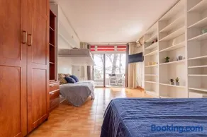 Luminoso Bungalow con parking - Image 2
