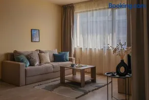 Blue Horizon - Deluxe Studio - Image 2