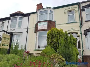 Brookfield Guesthouse - Image 1