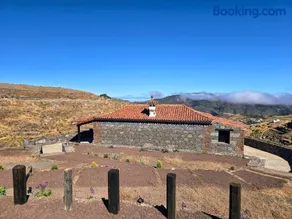 CR La Montañeta "by henrypole home" - Image 2