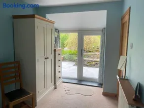 Garth Engan B&B with private lounge - Image 2