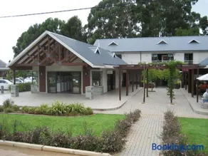 Stay@67 Apartments - Dullstroom - Image 2