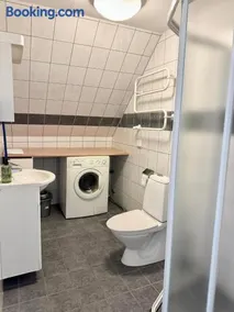 Spacious and cenral apartment - Image 5