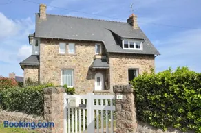 Maison bretonne à 200m de la mer à proximité de l'Ile Renote à Trégastel - Ref 76 - Image 1