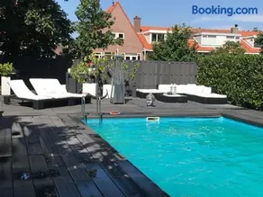 Finch guesthouse - Image 1