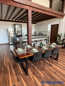 Tranquil Mountanous Haven, Spacious 4BR & Pool - Image 3