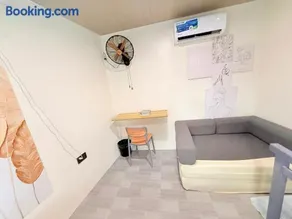 Alf's Guesthouse - Image 4