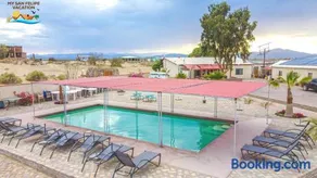 Casa Aqua Vista, a spacious 5-bedroom retreat - Image 1