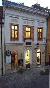 Kisfaludy Károly Apartman - Image 1