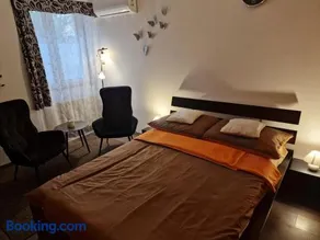 Tóvárosi apartman - Image 1